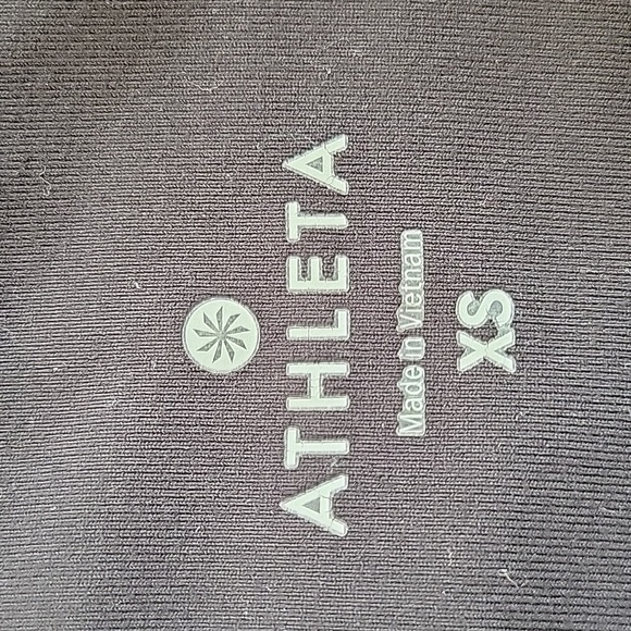 Athleta XS black half calf leggings - Picture 3 of 3